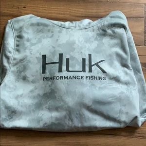 White camo huk hoodie